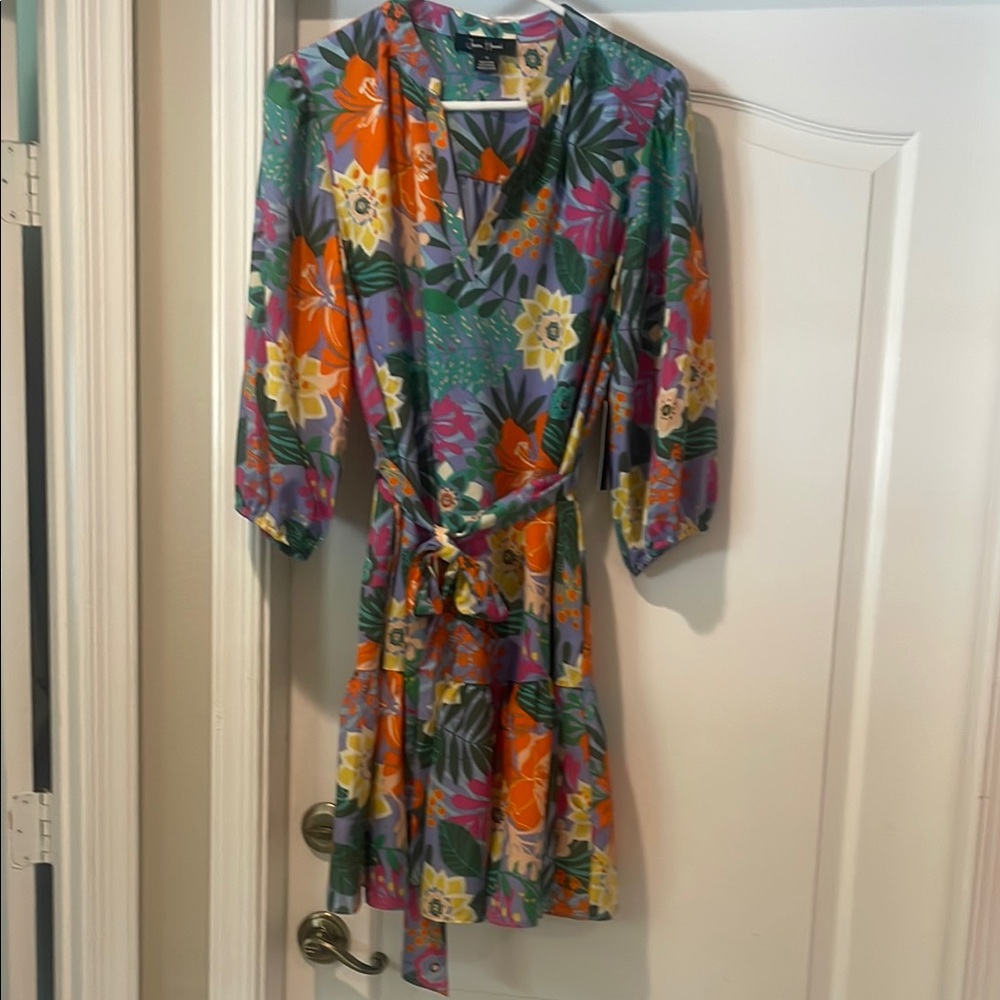 Floral Wrap Dress with Vibrant Colors brand new!